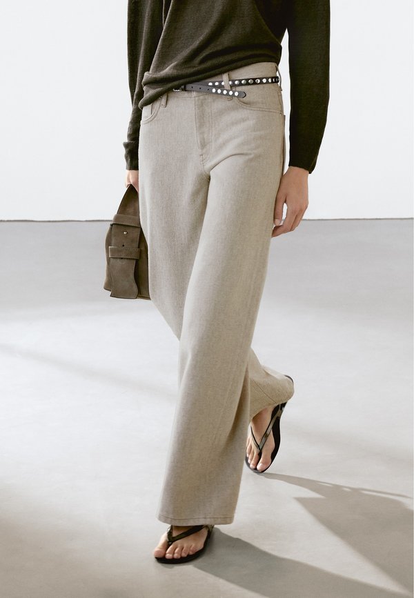 MID-RISE WIDE - Wide Leg