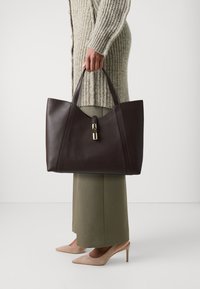 Furla GOCCIA HOBO - Ručna torba - cioccolato