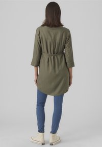 MAMALICIOUS Tunika - khaki