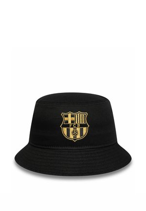 Czarny kapelusz typu bucket z złotym haftowanym herbem FC Barcelona na środku z przodu.