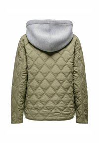 Veste matelassée verte avec une capuche en jersey gris, présentant un motif en losanges, des manches longues et un ourlet droit.