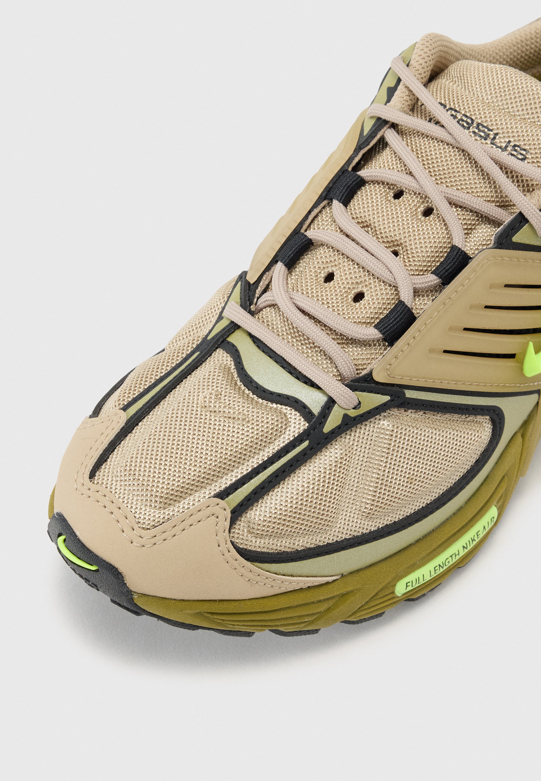 nike air pegasus khaki