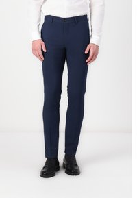 Marineblaue Slim-Fit-Hosen aus glattem Stoff mit Knopfverschluss, seitlichen Taschen und taillierter Silhouette.