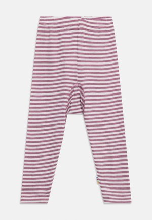 Leggings largos infantiles con rayas horizontales rosas y blancas y una cintura elástica sobre un fondo blanco.