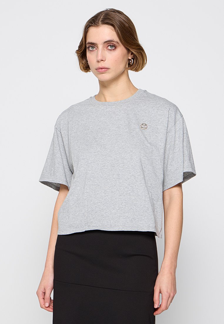 TWINSET T-shirt basic grijs TWINSET T-shirt basic grijs