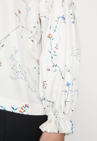 MUNTHE Blouse - white