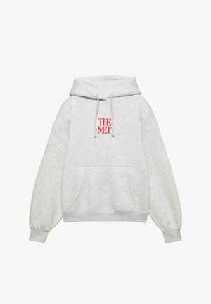 Heathergrijze hoodie met een voorzak, capuchon met trekkoord en rood geborduurde tekst met de tekst "THE MET." Zachte stof en een ontspannen pasvorm.