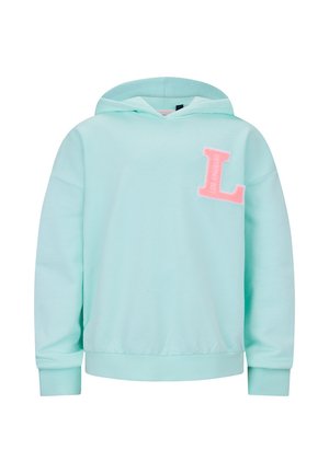 Hellblauer Kapuzenpullover mit langen Ärmeln und einem strukturierten pinkfarbenen Buchstaben "L" auf der linken Brust.
