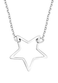 Silverfärgad stjärnhänge med ett ihåligt centrum, upphängt från en länked kedja. Har en slät yta och geometrisk design.