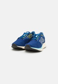 New Balance FRESH FOAM ARISHI V4 - Zapatillas running asfalto - inkwell