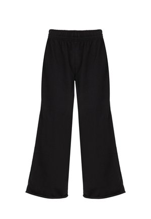 - Spodnie treningowe