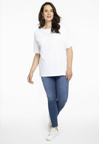 YOEK T-shirts basic - white