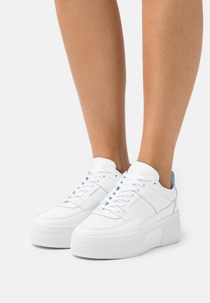 Baskets basses - white