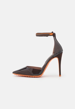 Escarpins à talons hauts - dark brown
