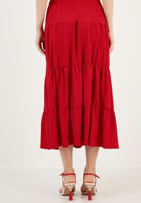 LELA REGULAR FIT - A-vonalú szoknya - red