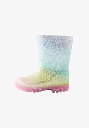 Jiskřící pastelová holínka vyrobená z průhledného materiálu, s gradientem modré, žluté a růžové barvy, růžovou gumovou podešví a texturovaným vzorkem.