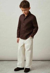 Reiss RUBAN CUTAWAY COLLAR - Košeľa - dark brown