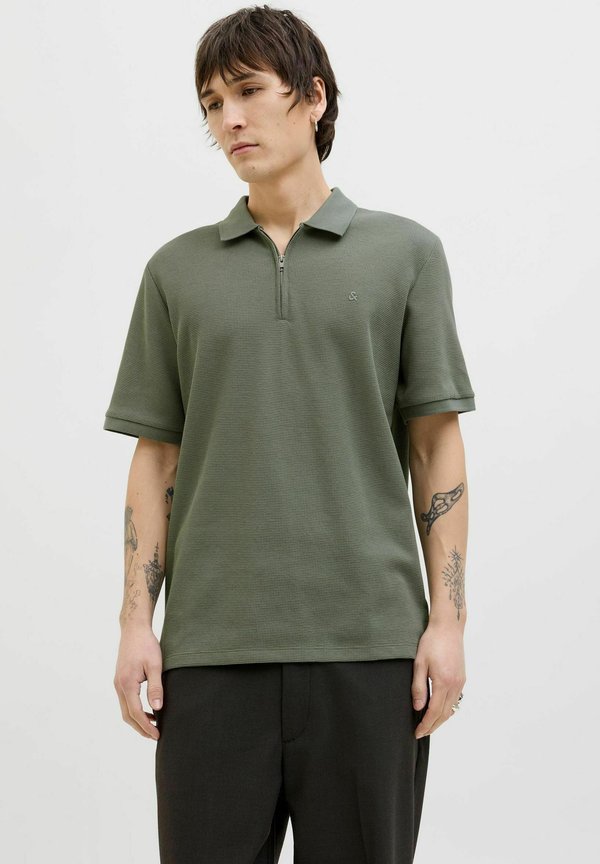 JJEAUSTIN ZIP SS NOOS - Polo shirt