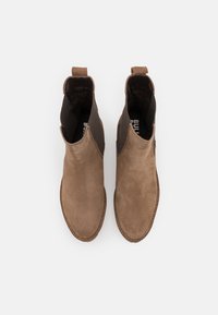 Bullboxer Plateaustiefelette - cognac