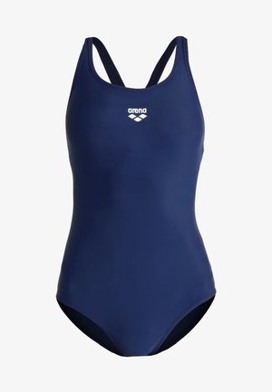 Costume intero blu navy realizzato in tessuto liscio, con scollatura a barchetta, spalline larghe e un logo stampato sul petto.