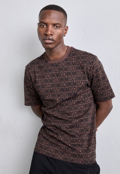 MOSCHINO Μπλουζάκι με στάμπα - fantasia marrone
