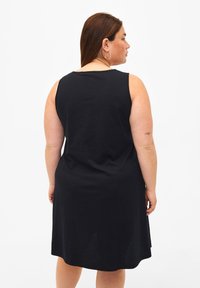 Zizzi ÄRMELLOSES MIT A-LINIE - Obleka iz džersija - black w summer