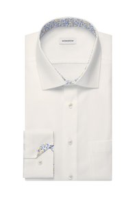 Witte colbert met gekleed shirt, textuurstof, decoratief blauw en geel bloemenpatroon aan de binnenkant van de kraag en manchetten, manchetten met enkele knoop detail.