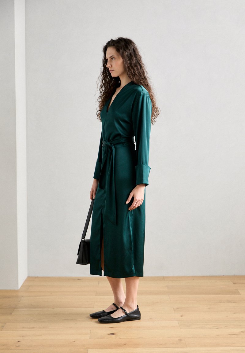 Scotch & Soda KIMONO MIDI DRESS - Day dress - cypress green/teal - Zalando.ie Scotch & Soda KIMONO MIDI DRESS - Day dress - cypress green/teal - Zalando.ie