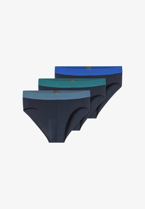 Drie paar herenboxers in marineblauw, zeegroen en blauw. Gemaakt van zachte stof, met elastische taillebanden met merkaanduiding en een klassieke pasvorm.