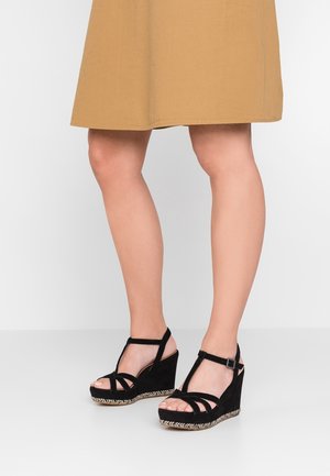 High heeled sandals - black