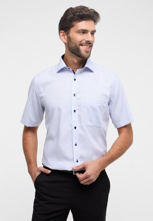 STRUKTURIERTES BAUMWOLL-KURZARMHEMD - COMFORT FIT - Hemd - light blue