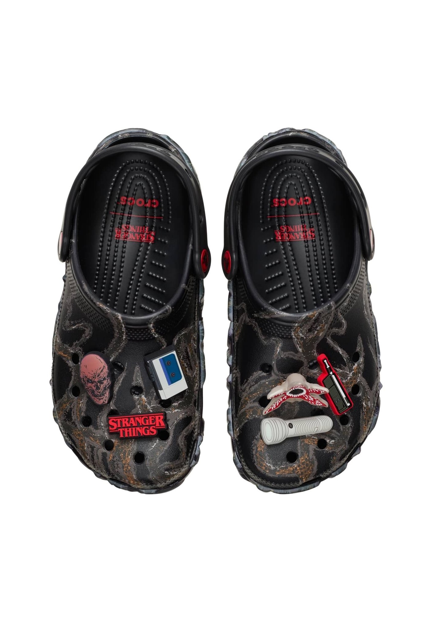 Crocs STRANGER THINGS CLASSIC - Clogs - multi/mehrfarbig - Zalando.at