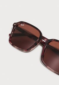 Ray-Ban RAIMOND UNISEX - Ochelari de soare - transparent fantasy violet/red