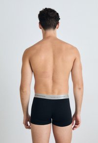 Tommy Hilfiger SIGNATURE TRUNK METALLIC 3 PACK - Chiloți boxer - light cast/antique silver/dark ash