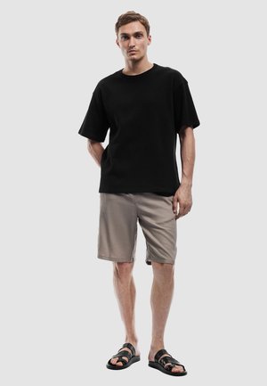 T-shirts basic - black
