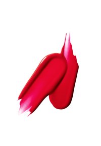 Trace de rouge à lèvres rouge vif avec une texture brillante sur fond blanc montrant l'intensité de la couleur et une application lisse.