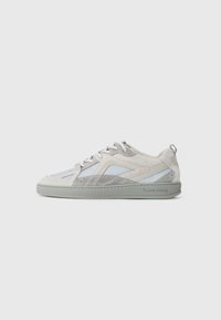PRISM PEAK - Sneakers basse - grey