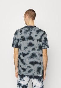 Zign UNISEX - T-shirt estampada - grey