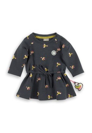 Robe pour fille, en coton gris foncé, manches longues, motif floral en rose et jaune, jupe froncée, taille ajustable avec lien, et étiquette d'accent sur le côté.