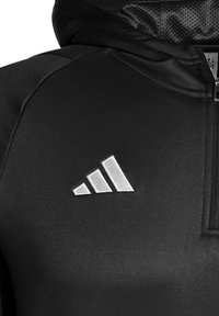 adidas Performance FUSSBALL  TEAMSPORT TIRO 23 COMPETITION - Felpa con cappuccio - schwarz