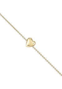 Bracciale in delicatezza con catena dorata, dotato di un ciondolo a forma di cuore, lucido e leggermente gonfio, al centro, su sfondo bianco.