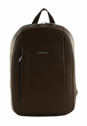 Sac à dos en cuir marron foncé avec une poignée sur le dessus, une fermeture éclair argentée et un petit logo métallique avant mentionnant Mandarina Duck.
