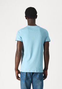 Tommy Hilfiger Jednoduché tričko - blue