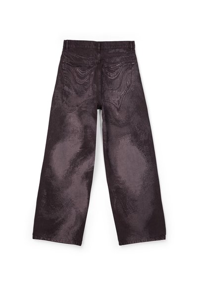 Schwarze Jeans mit weitem Bein, Rückansicht, mit zwei aufgenähten Gesäßtaschen und hohem Taillenbund.
