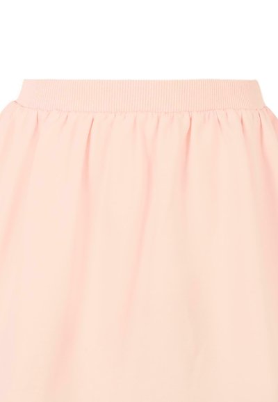 Gonna rosa chiaro con elastico a coste in vita, realizzata in materiale morbido, con texture arricciata per un design fluido.