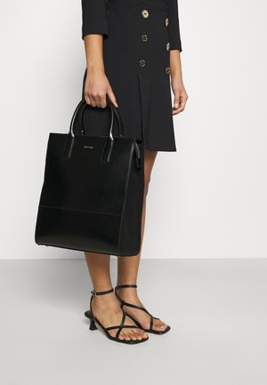 KIRA - Bolso shopping - black