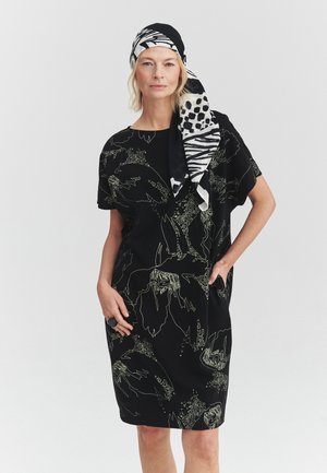 TATUUM, ARTICLE TAG: DRESS - ARTICLE NAME: KLARA 1 - Džersejové šaty - black