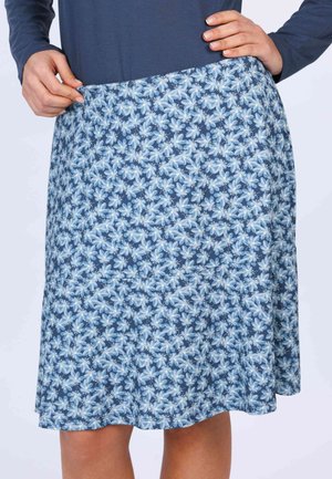 Blumiger Rock mit blauem Hintergrund und hellblauen Blumen. A-Linien-Form mit glatter Textur, ausgestattet mit einem taillierten Bund und knielanger Schnitt.