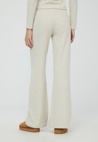 Terranova WIDE LEG - Pantaloni sportivi - avorio melange