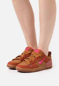 dunk low disrupt zalando